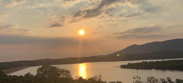 四川嘉裕福華商貿(mào)有限公司輪播圖1